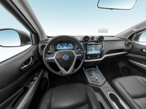 Lujo Dongfeng Rich 6 EV 4x2 de doble cabina camioneta de lujo coches LHD 4