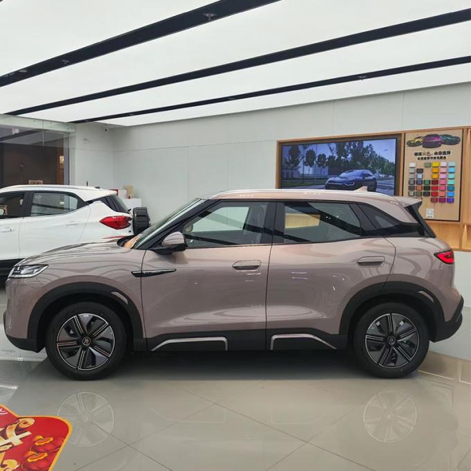 Coche eléctrico 2025 BYD Yuan hasta Coche eléctrico con rango de 401 km Totalmente eléctrico 1