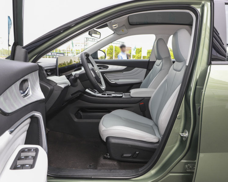 Compact Dongfeng Venucia Car Stylish And Practical Max Torque 160Nm Engine 1 6L